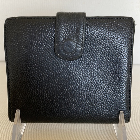 CHANEL COMPACT WALLET - Picture 2 of 10